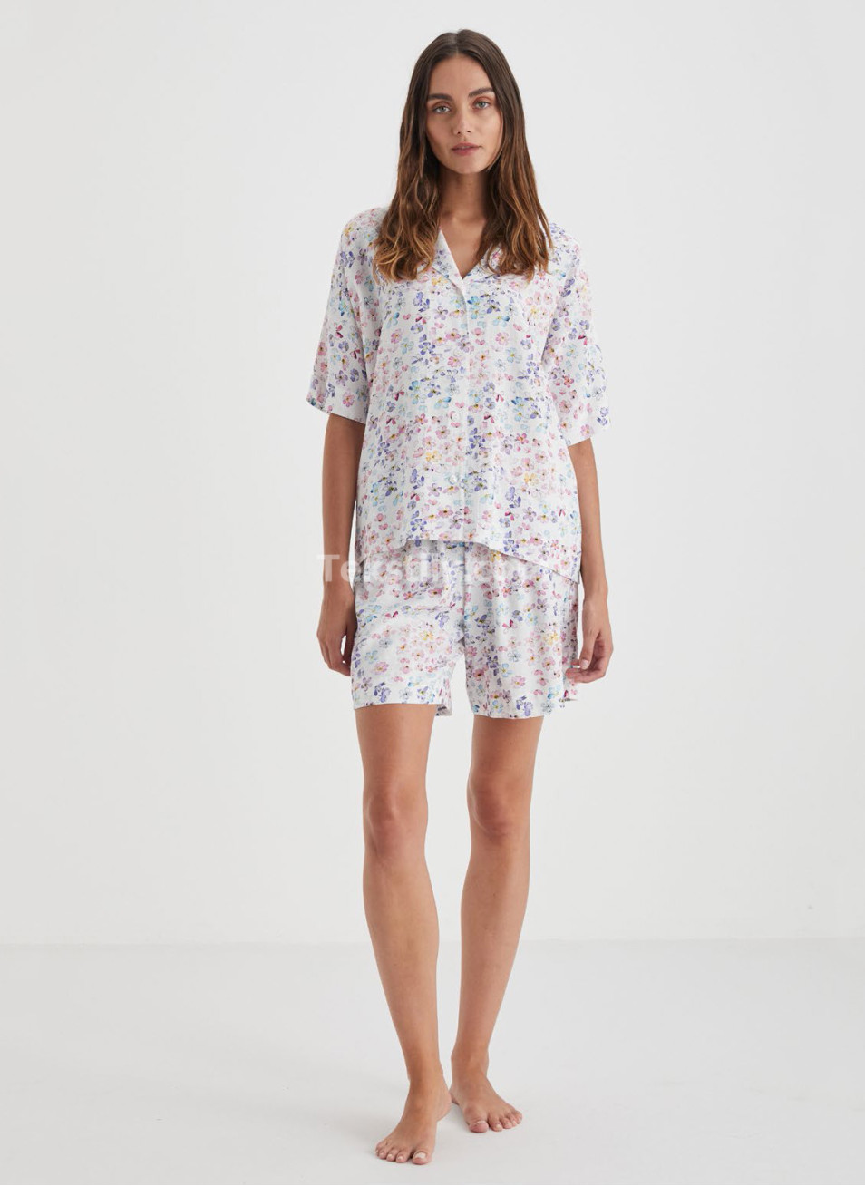 Женский комплект с шортами CATHERINES (S-M-L-XL)